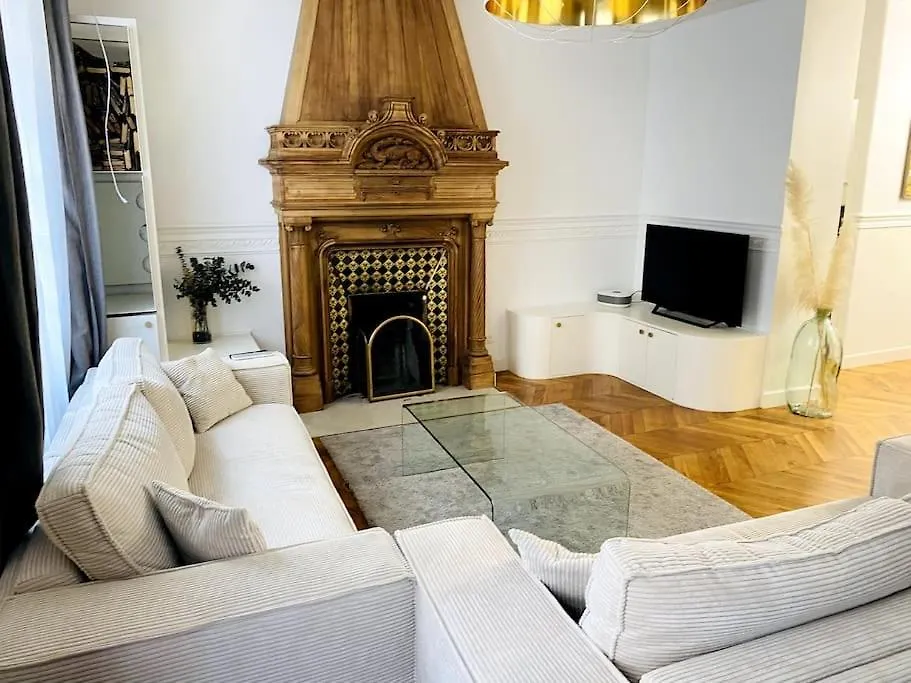 Triplex A Montmartre - Sauna Apartment Paris