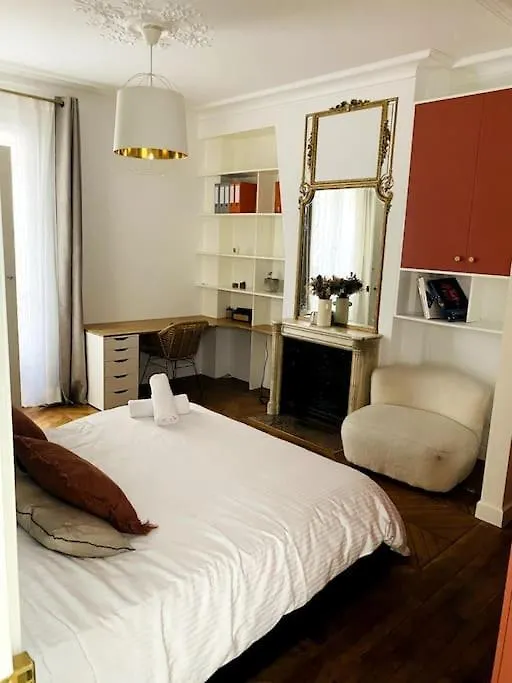 Triplex A Montmartre - Sauna Διαμέρισμα *